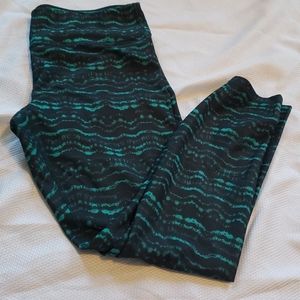 Size large Fabletics yoga pants